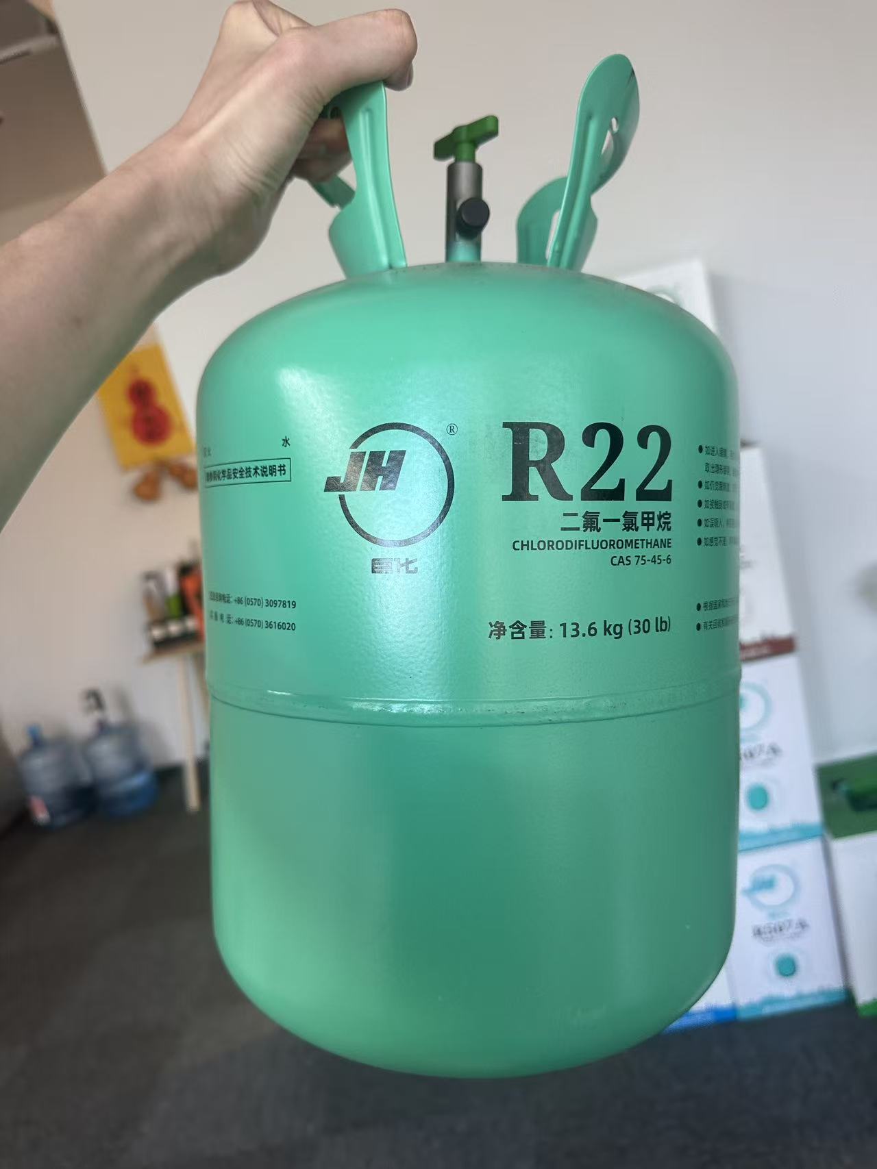 R22